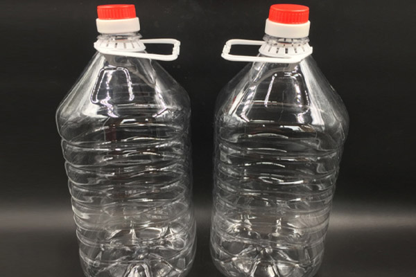 如何去洗塑料桶产品才能更干净呢？